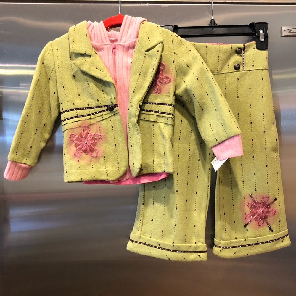 Baby Sara Green and Pink Set